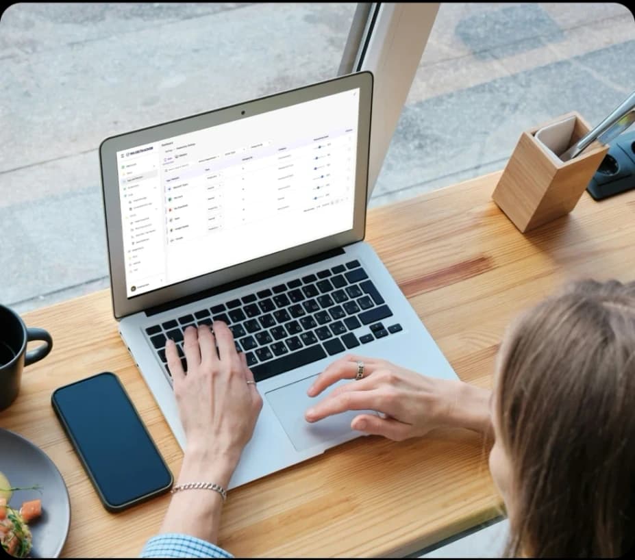 Monitor desktop apps
